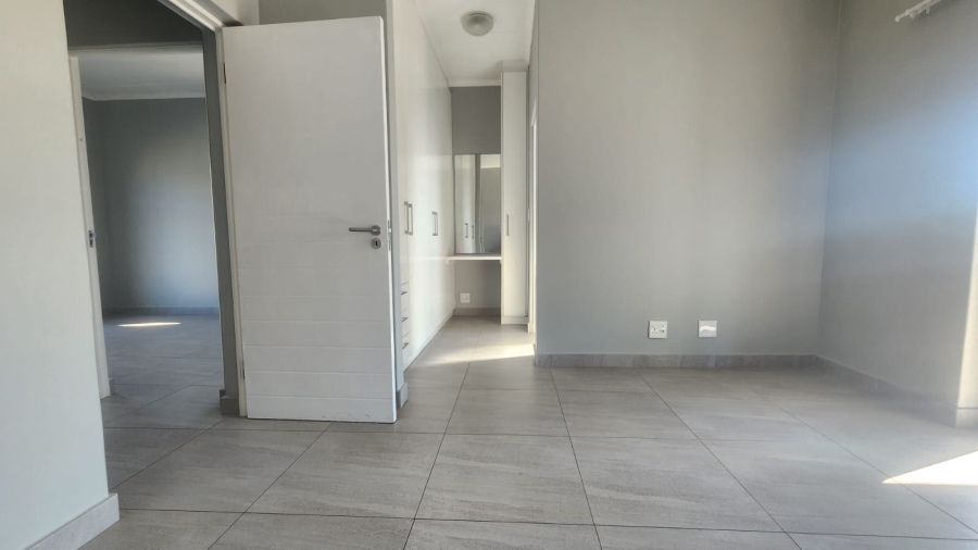 2 Bedroom Property for Sale in Langeberg Heights Western Cape